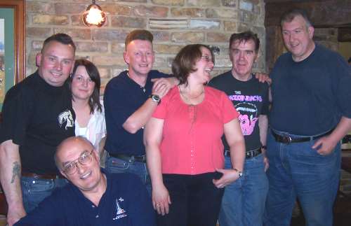 Darren, Louise, Carl, Eirwyn, Roy and Dell, with Jan in front